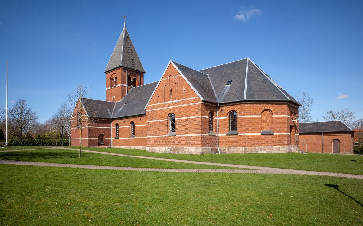 Vejen Kirke
