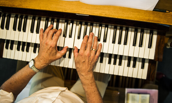 Billede af tangenter på orgel