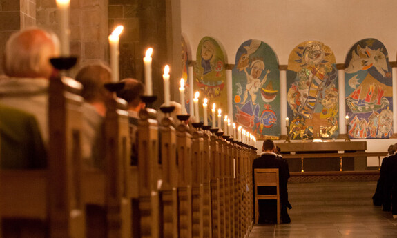 Billede af kirkebænke i Ribe Domkirke