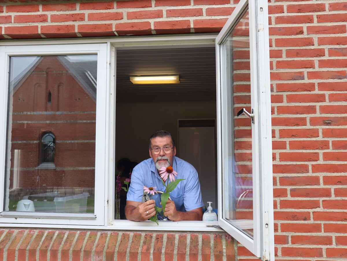 Kirketjener